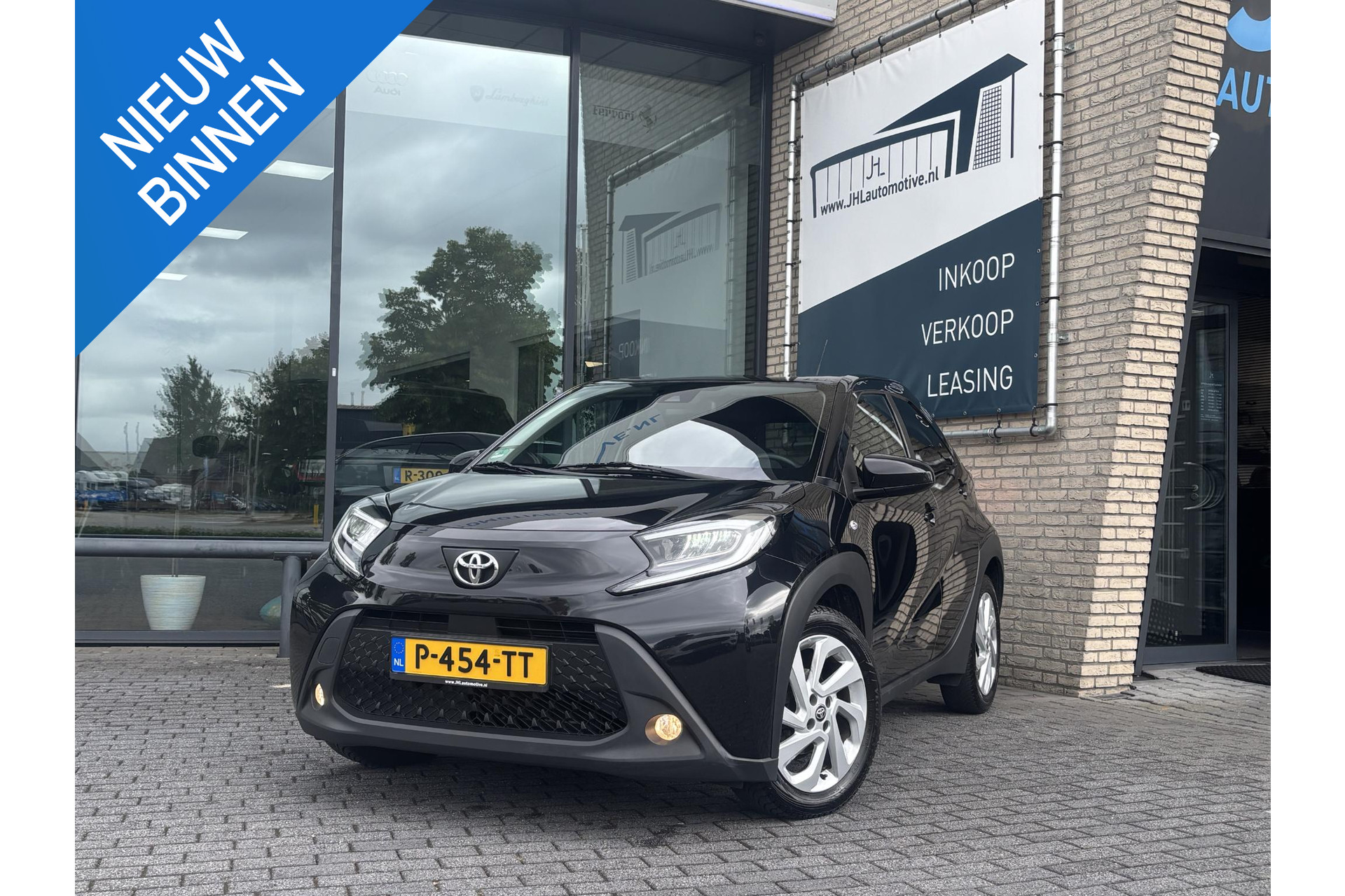 Toyota Aygo X FIRST*ACC*CAMERA*ECC*CARPLAY*5-DEURS*NAP*LM-VELGEN